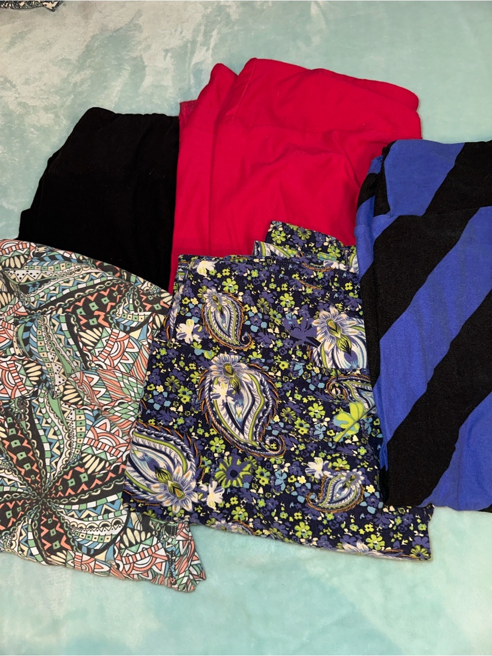 Mixed Pattern & Solid Legging Bundle - Bright Raspberry, Black, Blue, Floral
